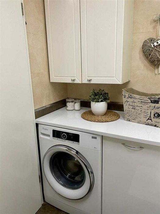 Дава се под наем Тристаен апартамент в Пловдив, Захарна фабрика - 96 кв.м за 453.9 € - Снимка #7