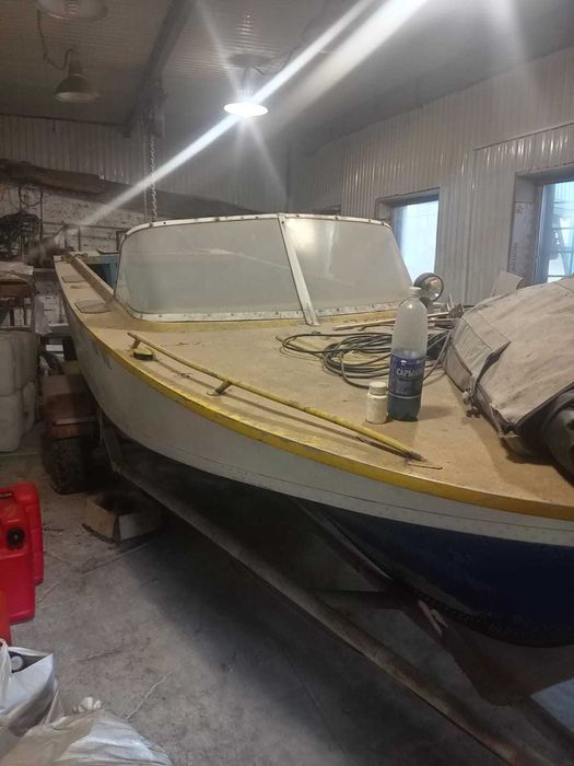 Продам катер б/у