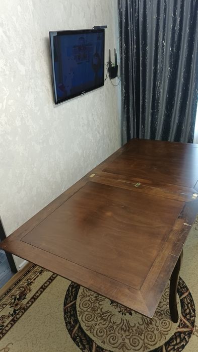 Продаётся стол раскладной