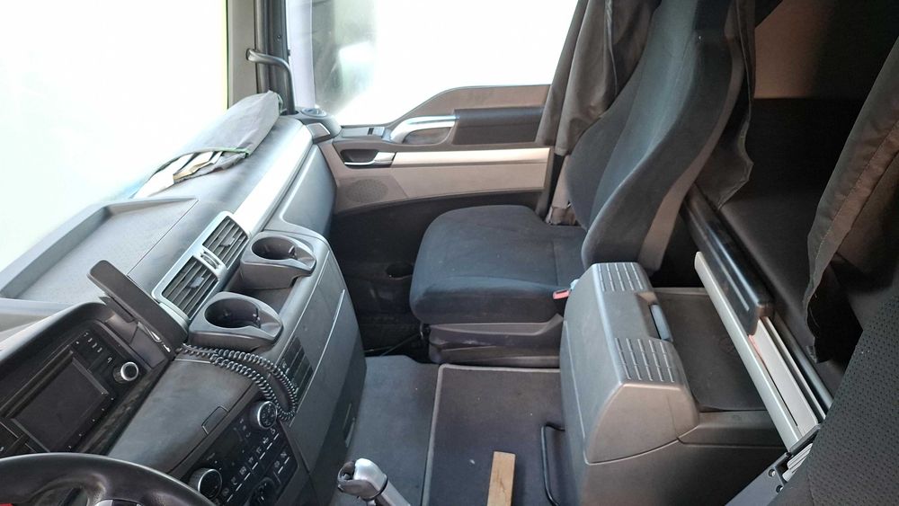 Cap tractor două axe MAN