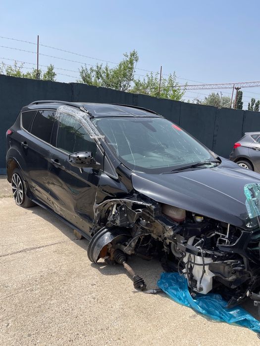 Dezmembrez Ford Kuga 2019 2.0 TDCI 110KW 4x4