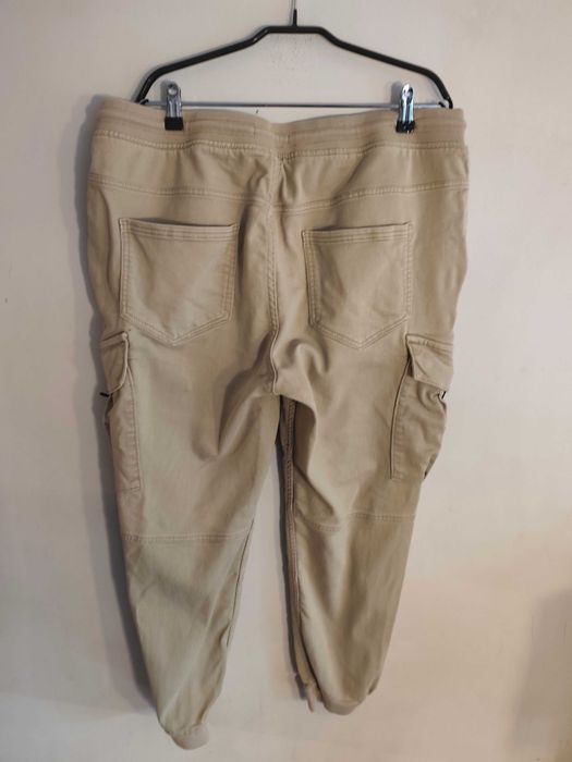 Мъжки карго панталони Reserved Pull and Bear