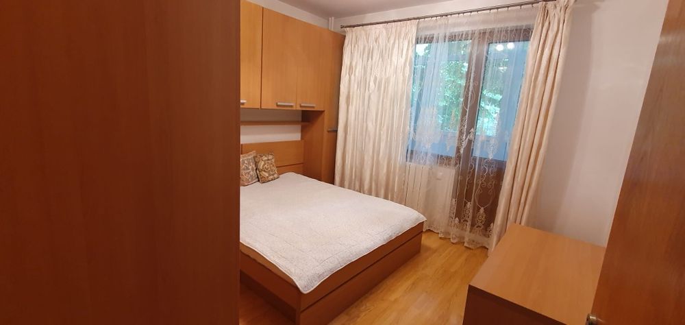 Închiriez apartament 3 camere sector 2 Vatra Luminoasa