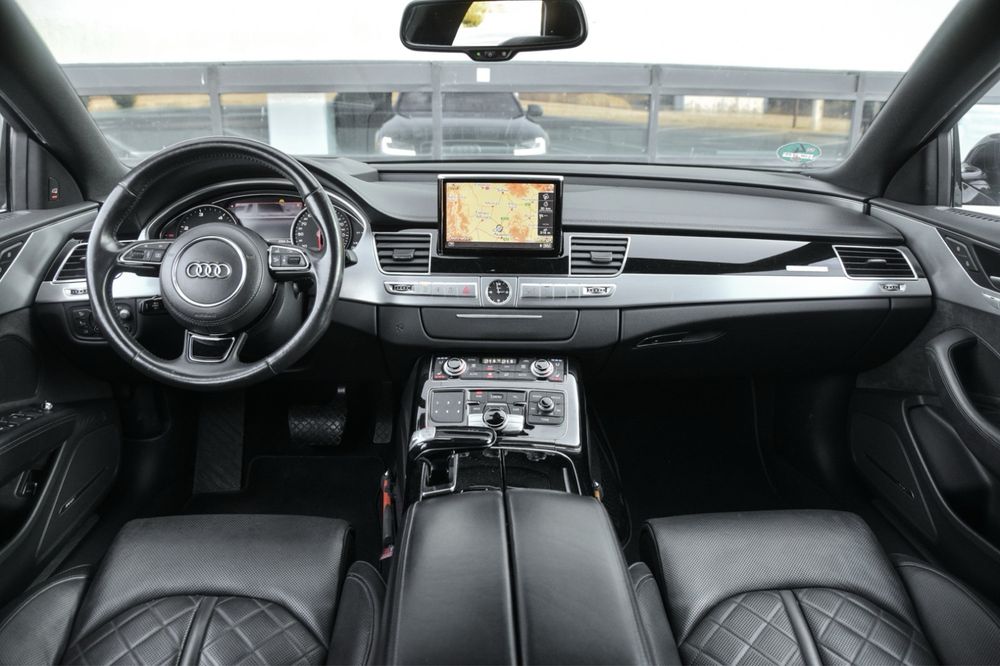 Audi A8 an2017 Exclusive Edition