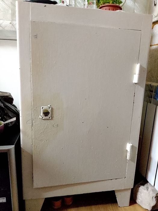 Продам сейф железный прочный