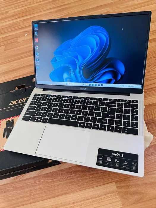 Noutbuk ACER yangidek 2-3 oy ishlatilgan