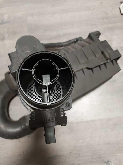 Debitmetru aer vw passat b6 touran golf 5 jetta 2.0tdi 170cp BMN