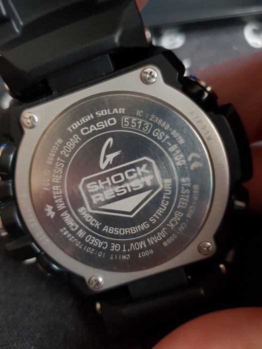 Casio g-shock gst-b100-1a часовник