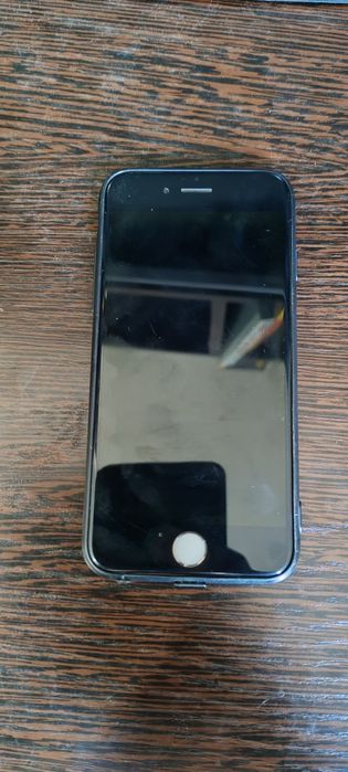 iPhone 6 в хорошем состоянии