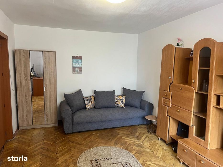 apart 1 cam dec 34 mp podu ros mob si utilat complet 320 eur usor neg