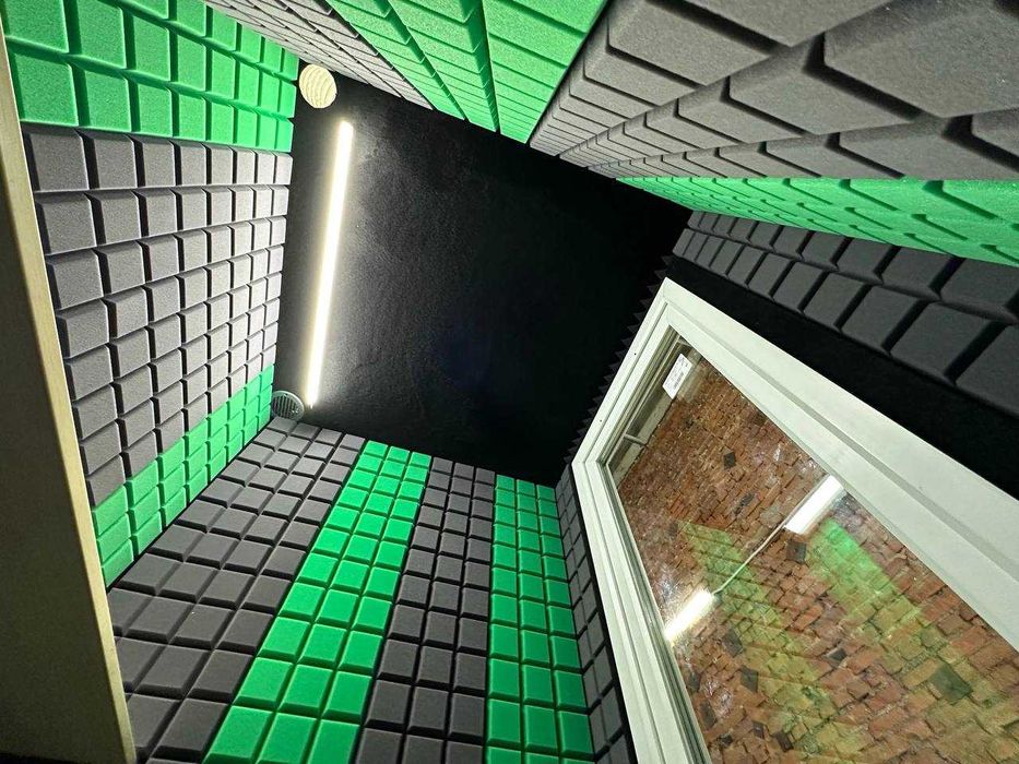 Акустические поролони , студия, кинотеатр, эхо, шум, звук.