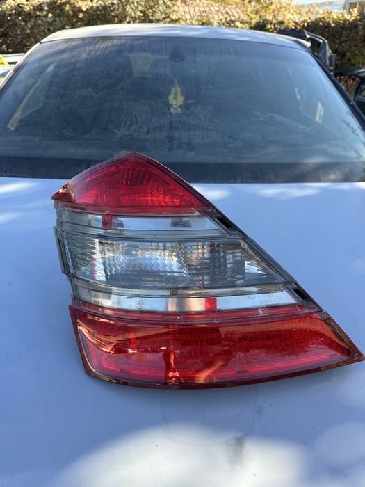 Mercedes ляв Стоп w221