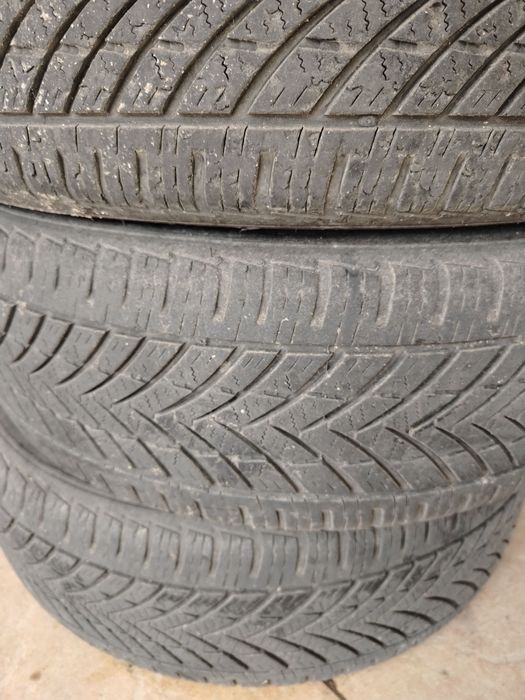 Продам шины на 205/65/15