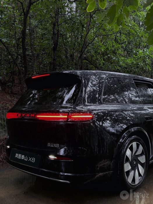 Voyah Taishan 8X Ultra Gibrid