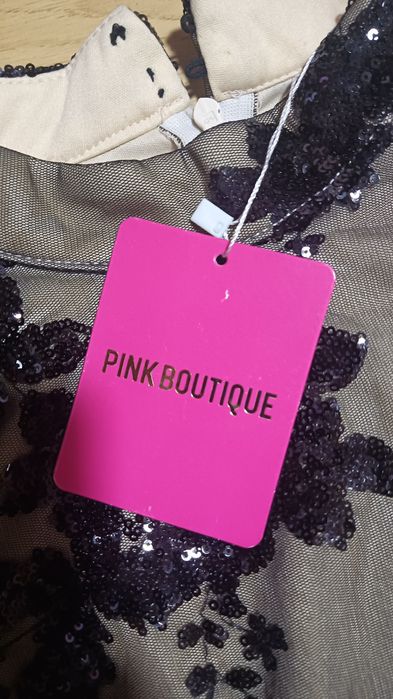 Rochie nouă, foarte frumoasă