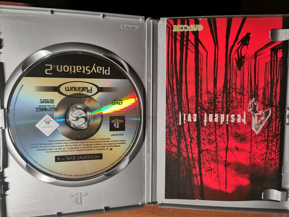 Resident Evil 4 stare ca nou Sony PlayStation
