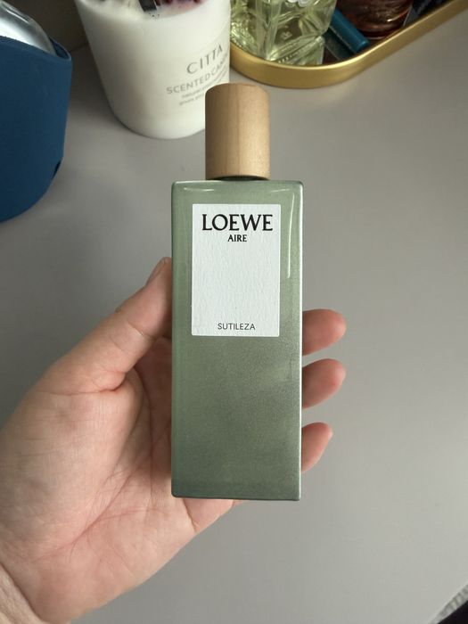 Loewe aire sutileza парфюм