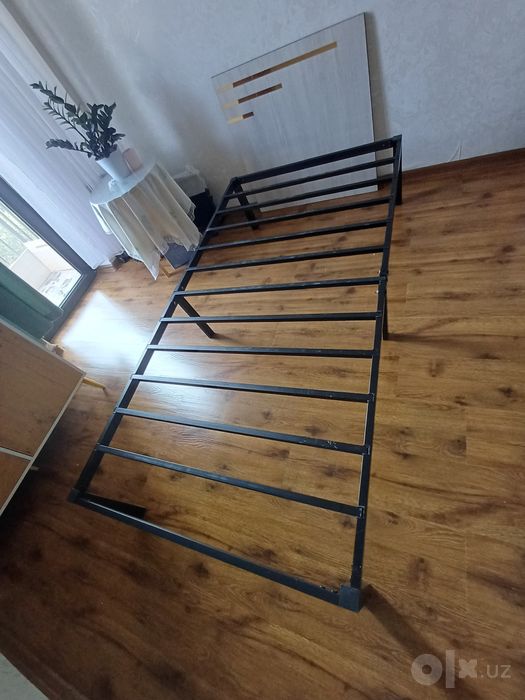 Продаётся железная кровать