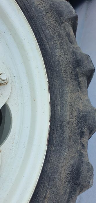 Set roti inguste - tehnologice tractor New Holland