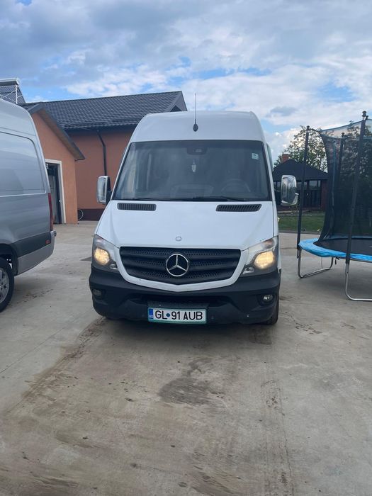 Vând Mercedes Sprinter