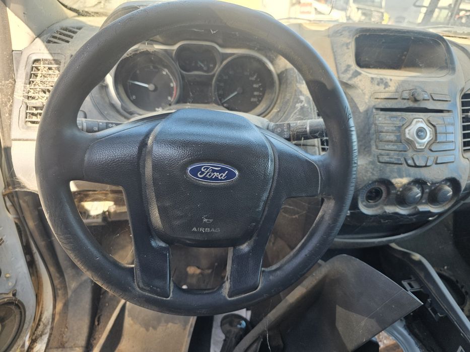 Piese ford Ranger 2014 2.2E4 4x4 cutie roti faruri uși cardan punte