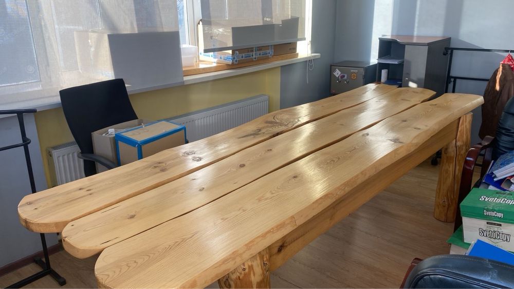 Продам стол белая ель