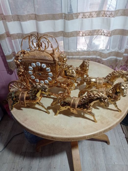 Бронзовая статуэтка