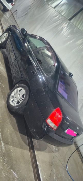 Продам машину hyundai elantra