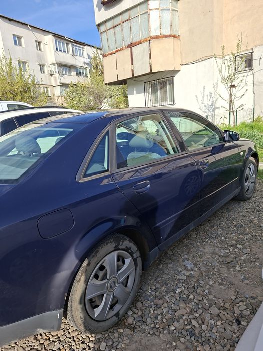 Vând audi a 4 b6