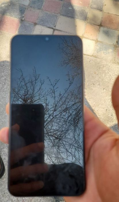 Redmi 9 xotira 64 GB sotiladi srochniga