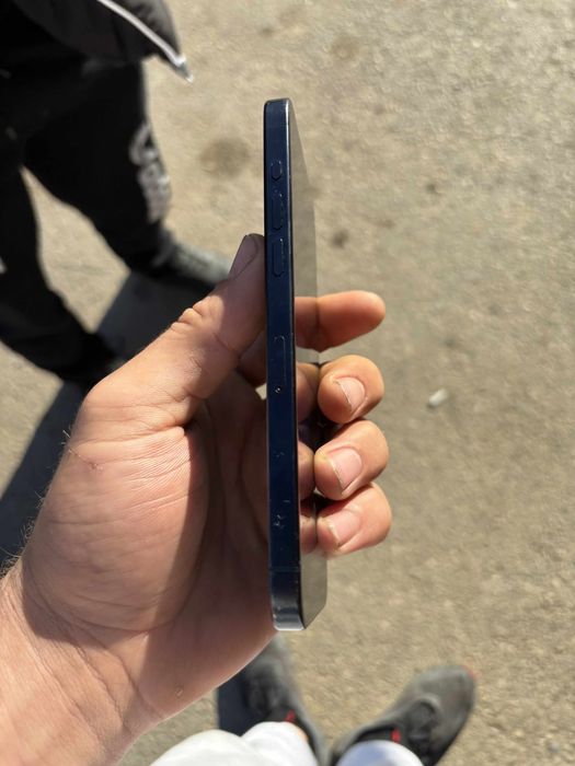 Продавам Iphone 15 pro max 256gb 87BH