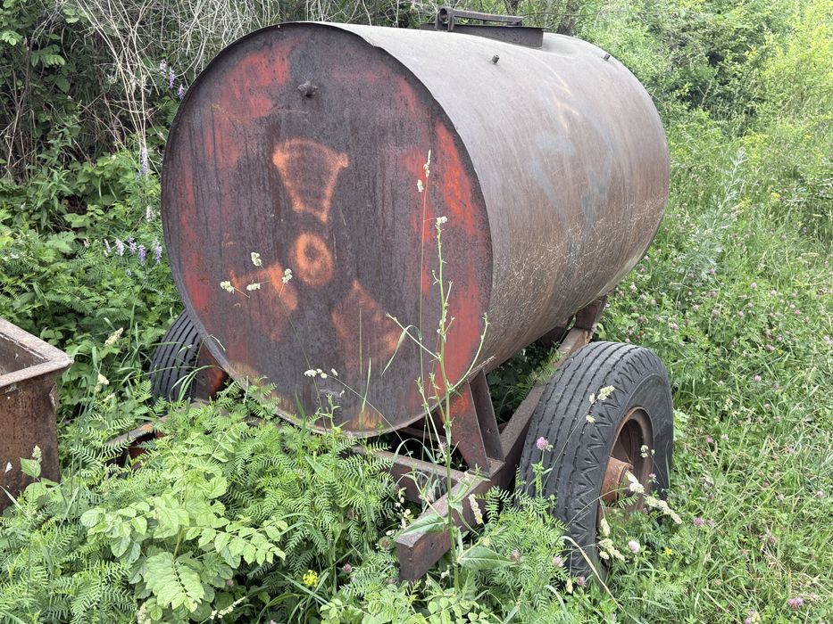 Емкость на колесах