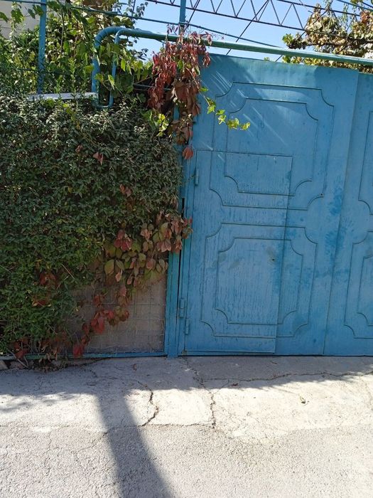 Продаётся участок земли 12 соток в Зангиотинском районе с двумя домами