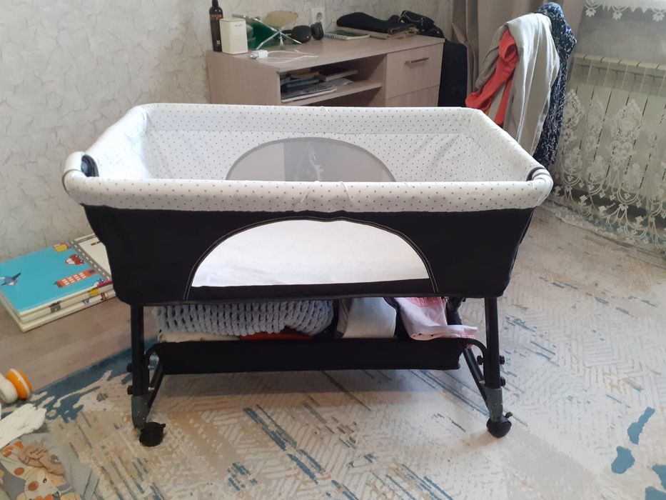 Продам детскую кроватку