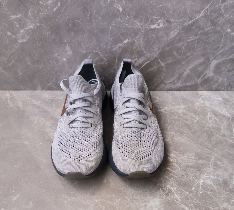 Nike React номер 38