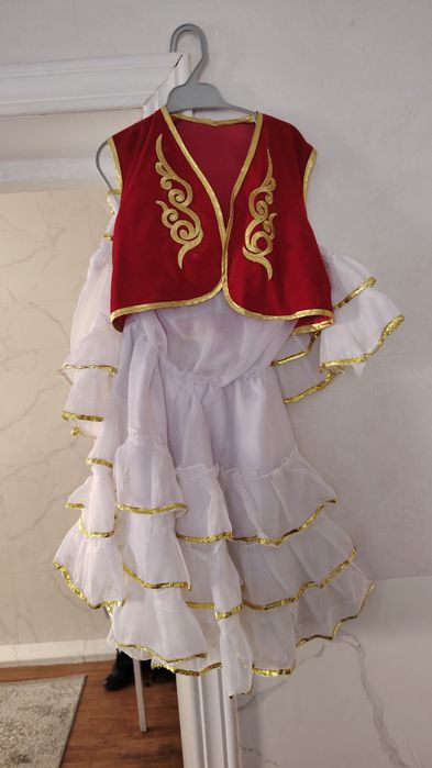 Национальный костюм казахский