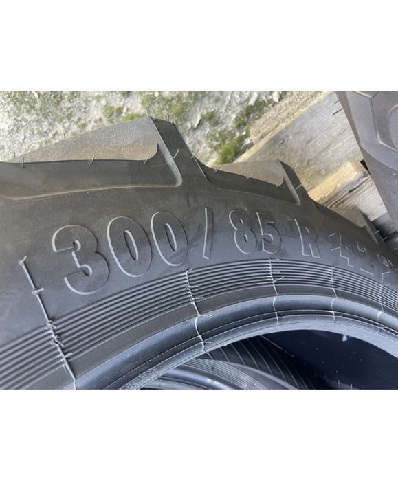 Anvelopa mitas 300/85 r42 ( 11.2 r42 ) 144a8/141b ac-90 tl 11.2-42  Cauciucuri tractor, Fiat, Case, Fendt, John Deere, New Holland, Massey Ferguson, U