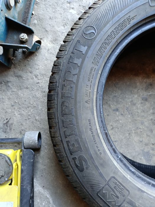 Зимни гуми -16цола-215/70-1бр.-75лв."SEMPERIT"-като нови