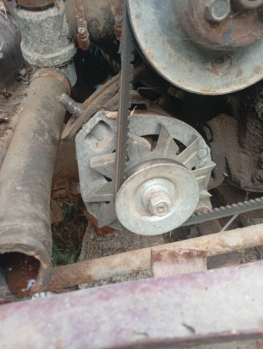 Продам генератор рабочий ваз