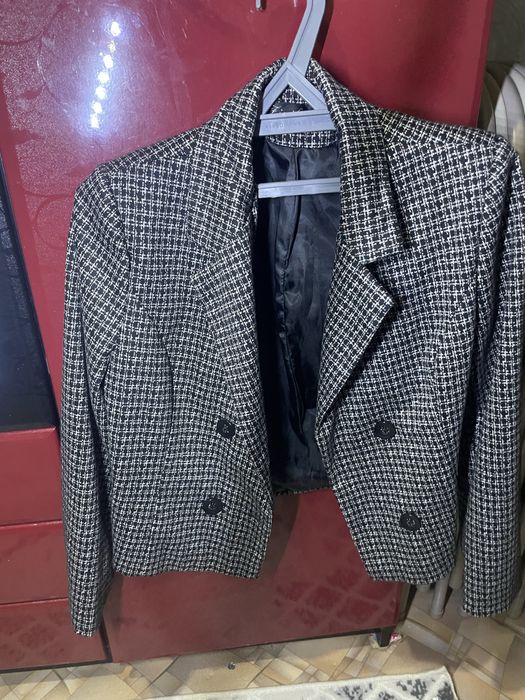 Пиджак короткий