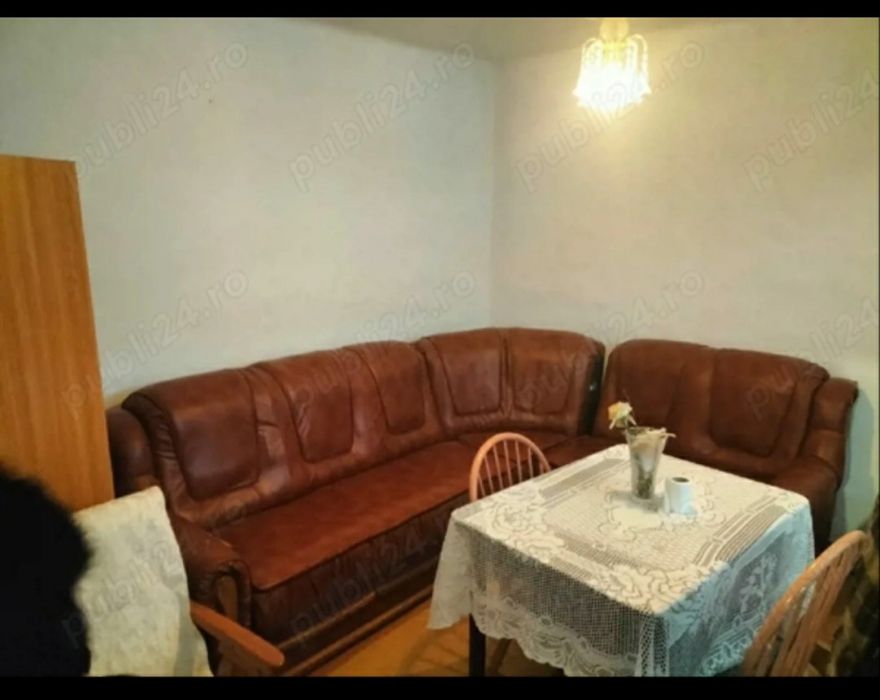 Casă de vanzare + 600mp teren in Scărișoara Nouă