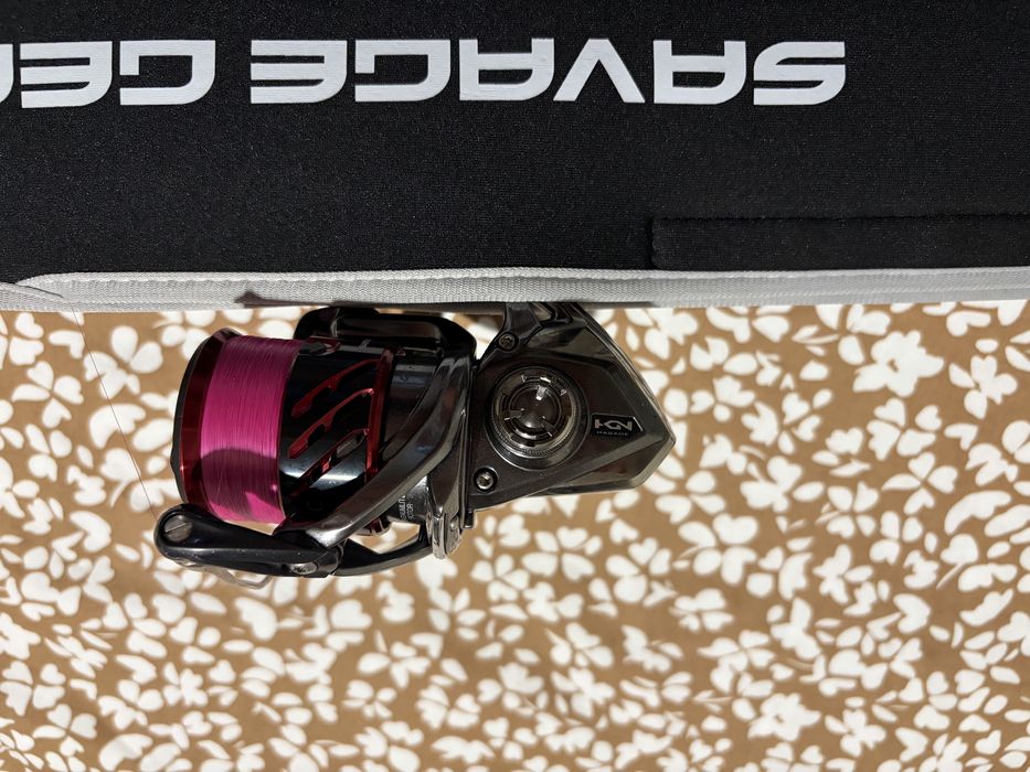 Shimano Stradic CI4+ 2500 – обслужена, с ъпгрейд лагери