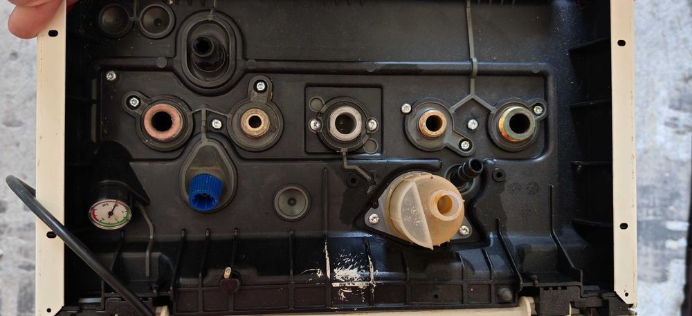 Centrală termică Ariston Genus One defectă