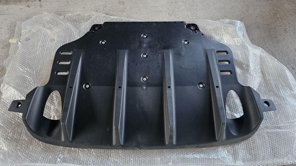 Scut spate(diffuser) Clio 3 RS 8200450985