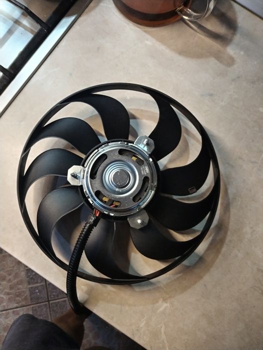Electroventilator Hajus ptr radiator