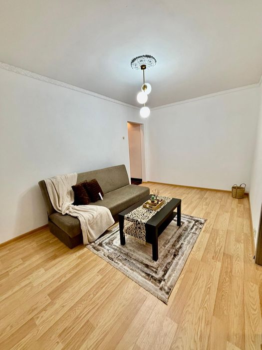 Inchiriez apartament in Ploiesti