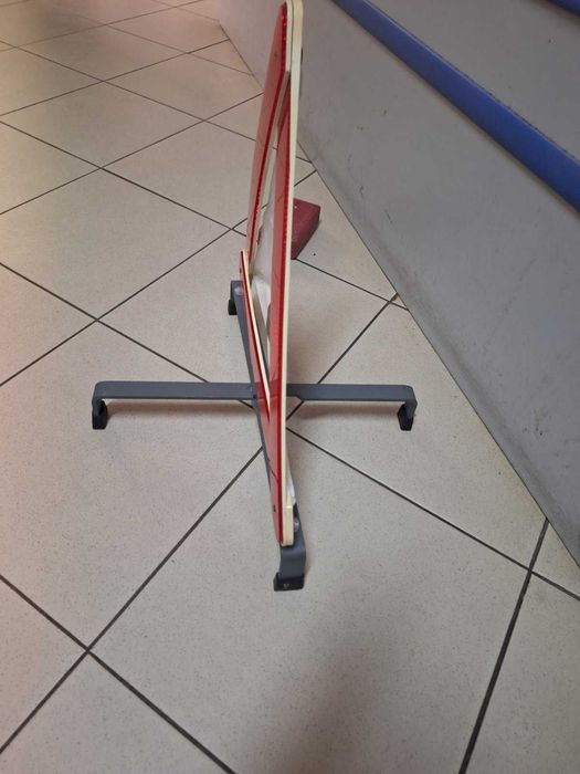 Авариен триъгълник за автомобил