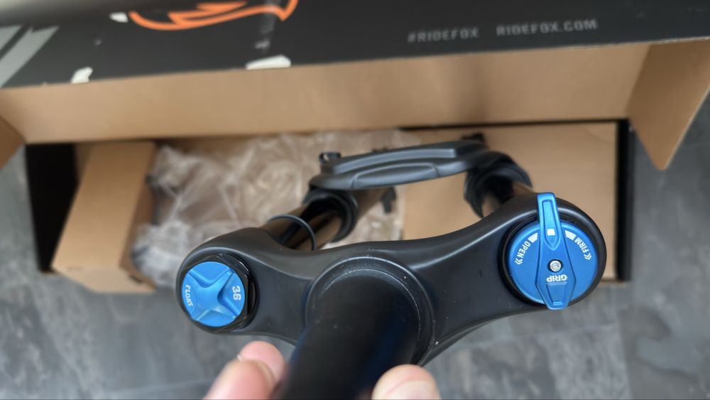 Вилка Fox rhythm  36  150mm ход