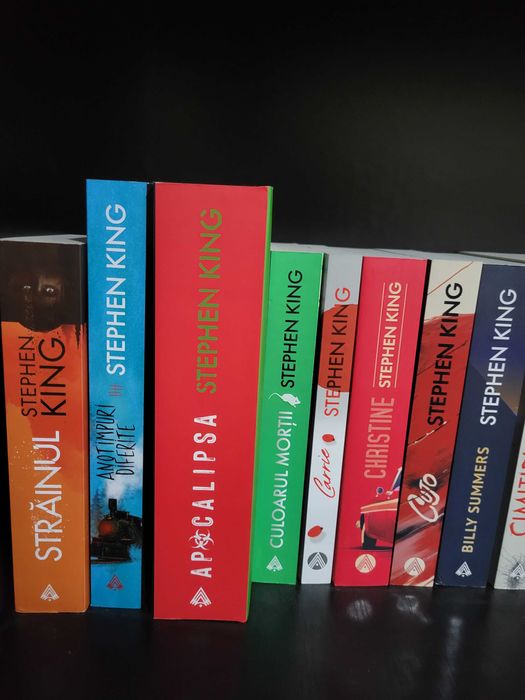 Vand carti Stephen King 18 buc. NOI ! traduse in limba ROMANA