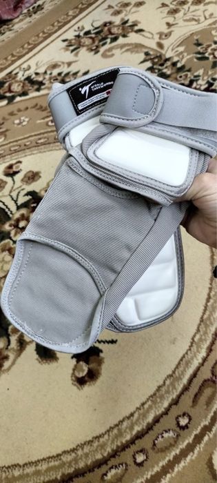 Продам электронные носки для теквандо
